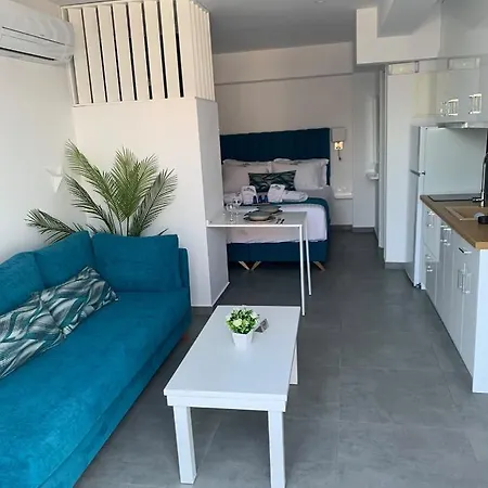 Ocean Blue Suites Ierissos Exterior photo