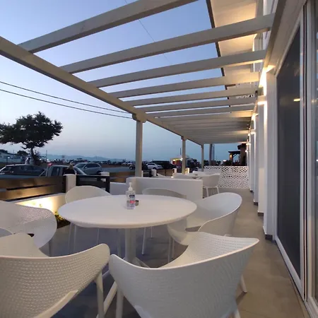 Ocean Blue Suites Ierissos Exterior photo
