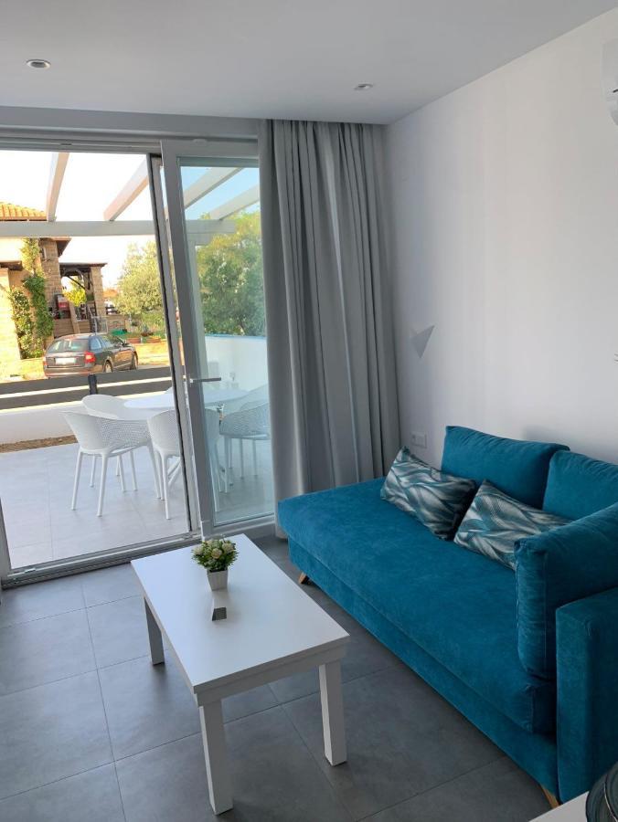 Ocean Blue Apartment
